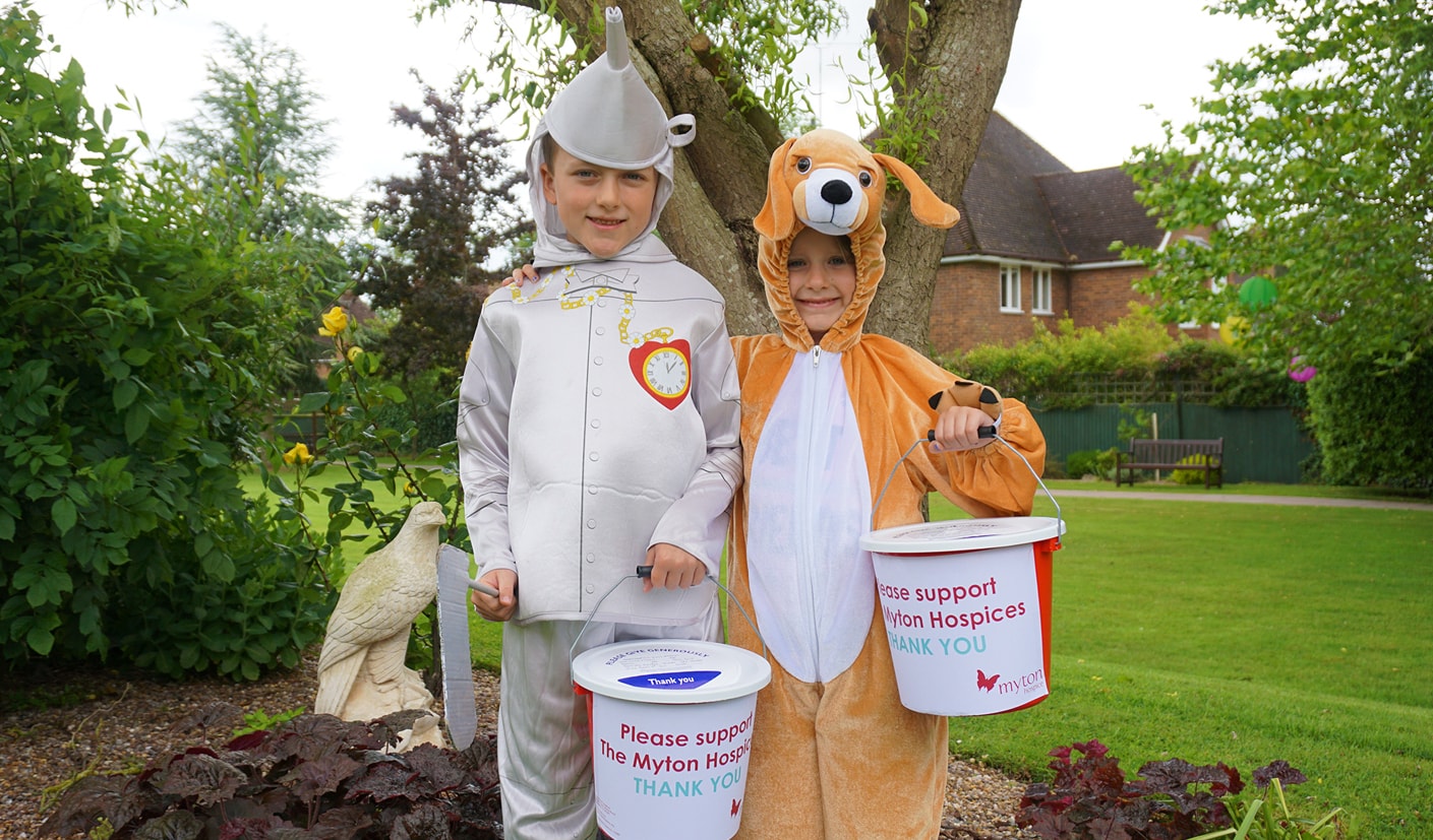 Ethan and Emily Flint have raised over £1,000 for The Myton Hospices with their production of The Wizard of Oz Blog Header