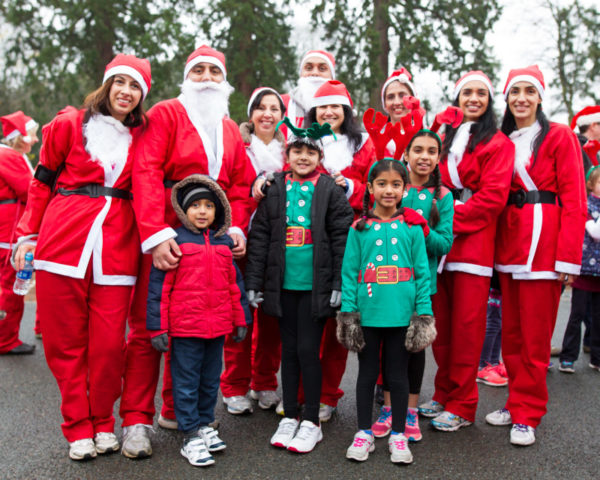 The Myton Hospices - Galleries - Santa Dash - Warwick Leamington Spa Coventry Rugby - Event Photos