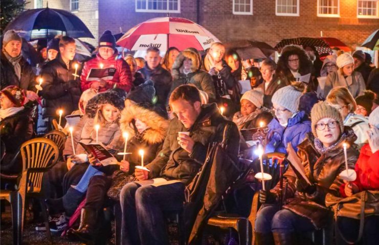 The Myton Hospices - Warwick Light up a Life 2019 Gallery (5)