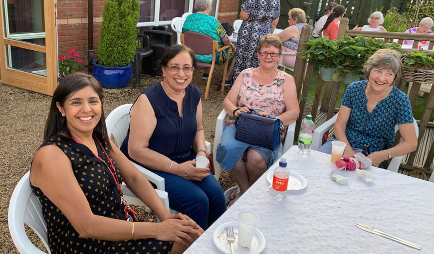 Volunteering - BBQ - The Myton Hospices - Warwickshire - Coventry - Leamington Spa