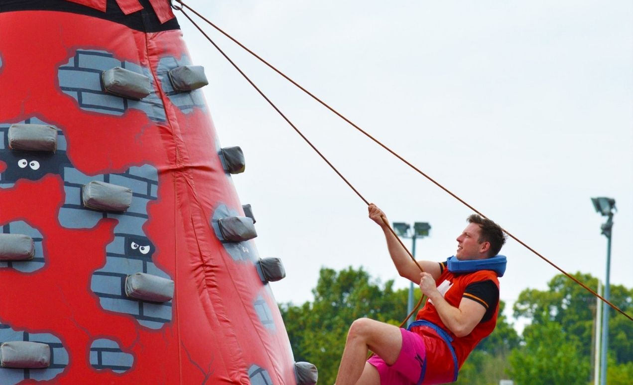 It's a Knockout Challenger Climbing