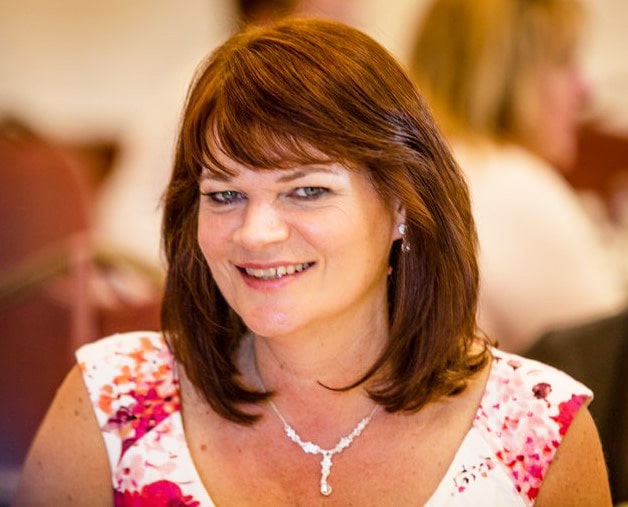 main pic-min Helen Smith