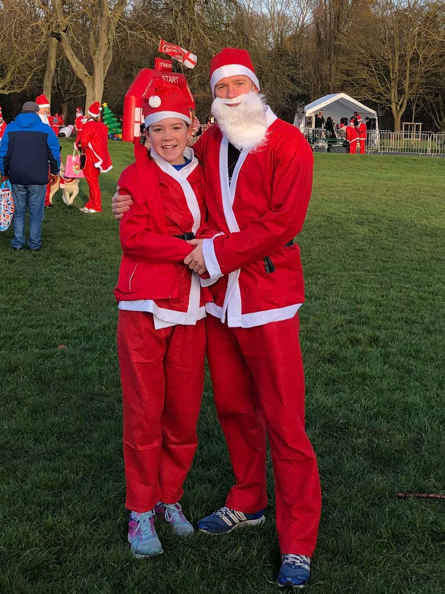 The Myton Hospices - Ben and Kimmy at Santa Dash 2019