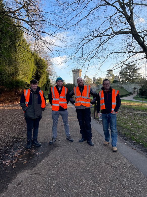 The Myton Hospices - Warwick Castle Christmas Trees volunteers