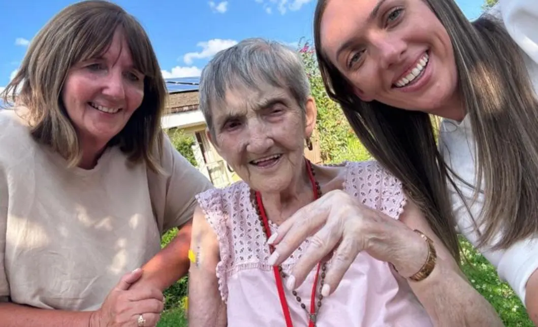The Myton Hospices - Jenna and Nan, Betty Moffat