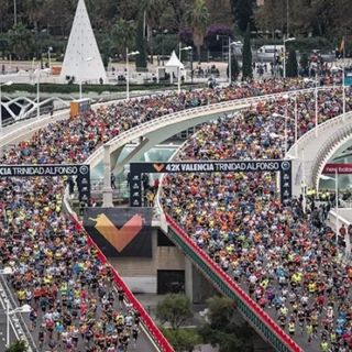 The Myton Hospices - Valencia Half Marathon