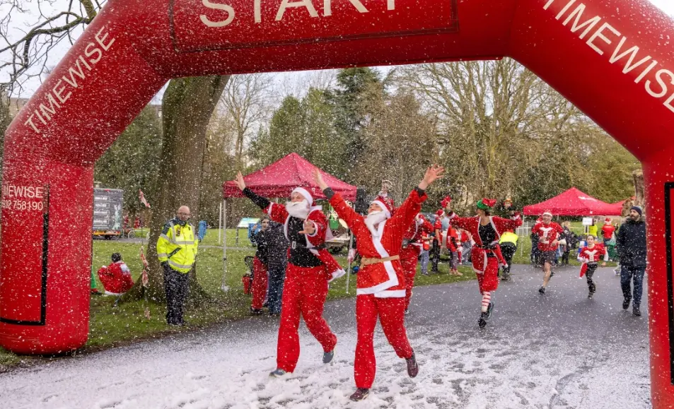 The Myton Hospices - Santa Dash 2024