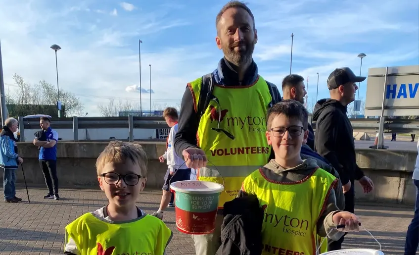 The Myton Hospices - Volunteer Bucket Collectors